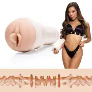 Вагіни та мастурбатори fleshlight