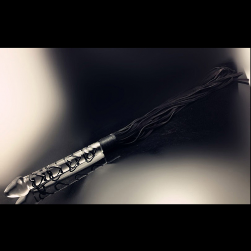 Фаллоимитатор из термостойкого стекла с кнутом  photo 1