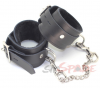 Черные кожаные наручники с мягкими манжетами photo 3