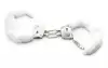 Наручники BEGINNERS FURRY CUFFS - WHITE photo 2