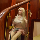 Реалистичная силиконовая кукла с огромной грудью 135 см  photo 1