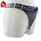 Кожаные трусики с металлическим кольцом. Стринги. photo 3