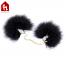 Наручники Davidsource с черным пером и золотой цепочкой photo 1