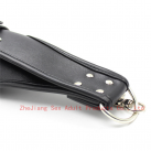 Кожаные наручники с кольцом photo 1