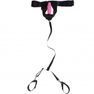 Манжеты и фаллоимитатор в трусиках photo 5