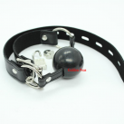 Мягкий силиконовый кляп с ремешком из искусственной кожи photo 3