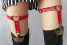 Кожаные готические подвязки для чулков photo 1