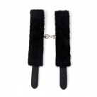 Черные мягкие наручники photo 1