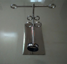 Секс-машина с наручниками и фаллоимитатором photo 3