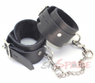 Черные кожаные наручники с мягкими манжетами photo 2