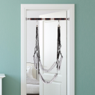 Красные секс качели с карнизом на двери photo 4