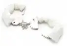 Наручники FURRY CUFFS - WHITE photo 2